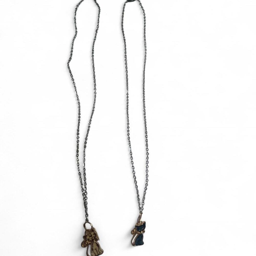 Set of 2 necklaces